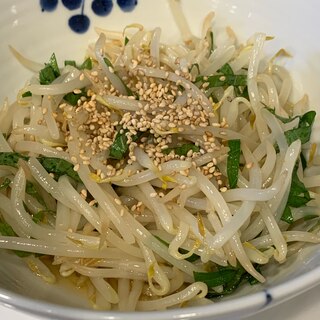 電子レンジで簡単♪もやしと紫蘇のポン酢和え